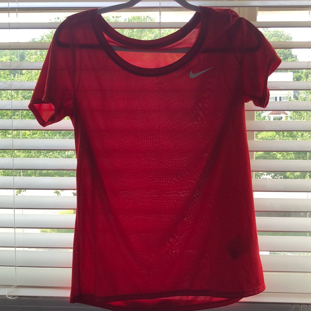 nike dry fit short sleeve